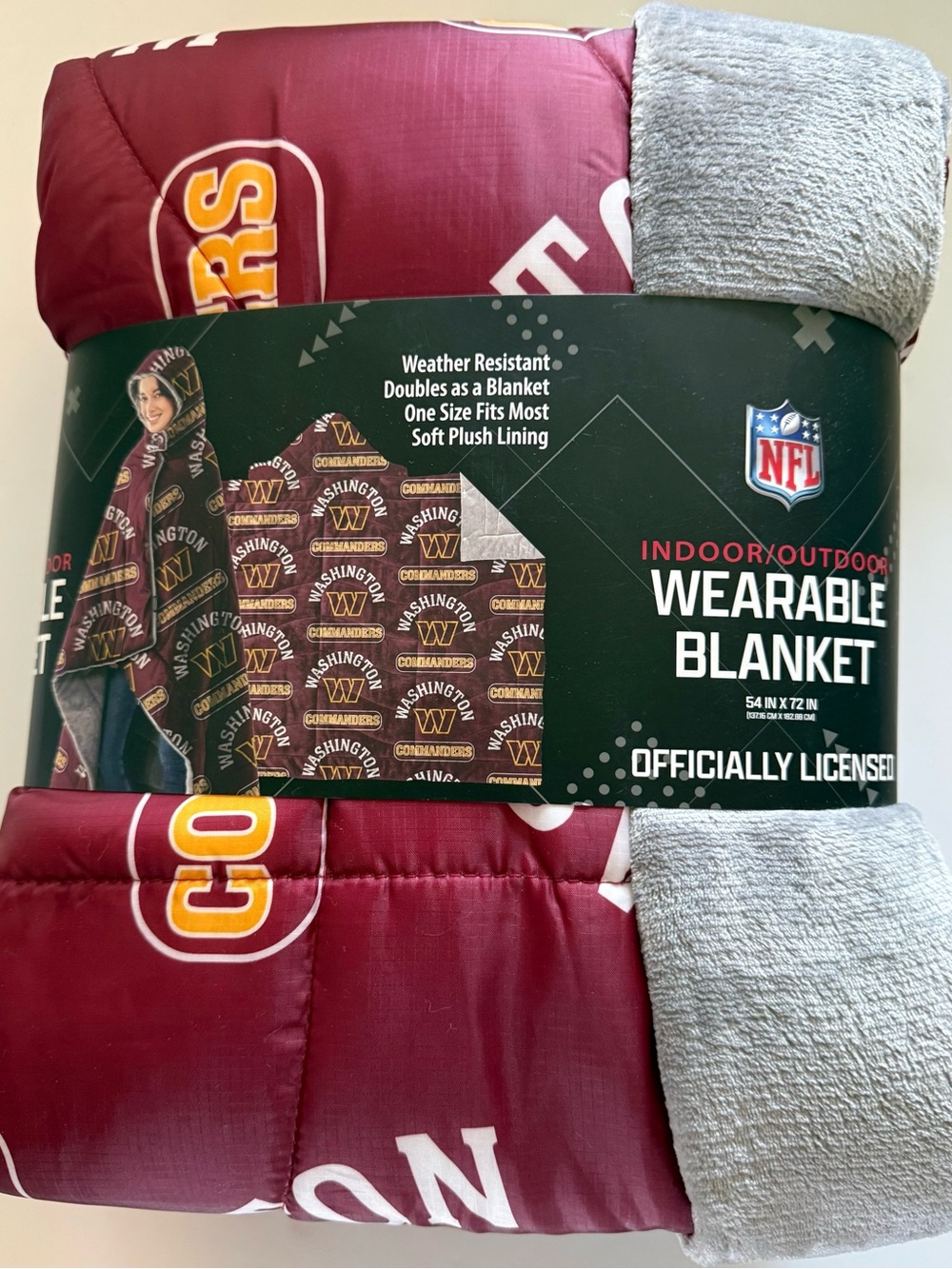 NFL Washington Commanders Wearable Blanket - NWT, Originally $34.99